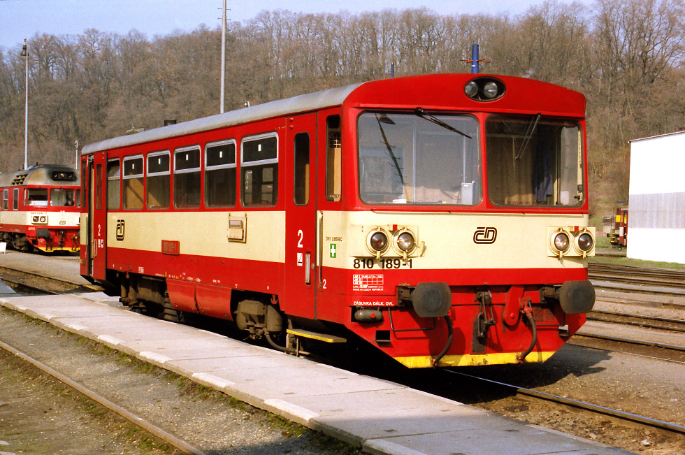 810 189-1