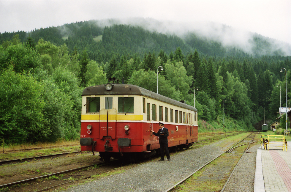 831 129-2