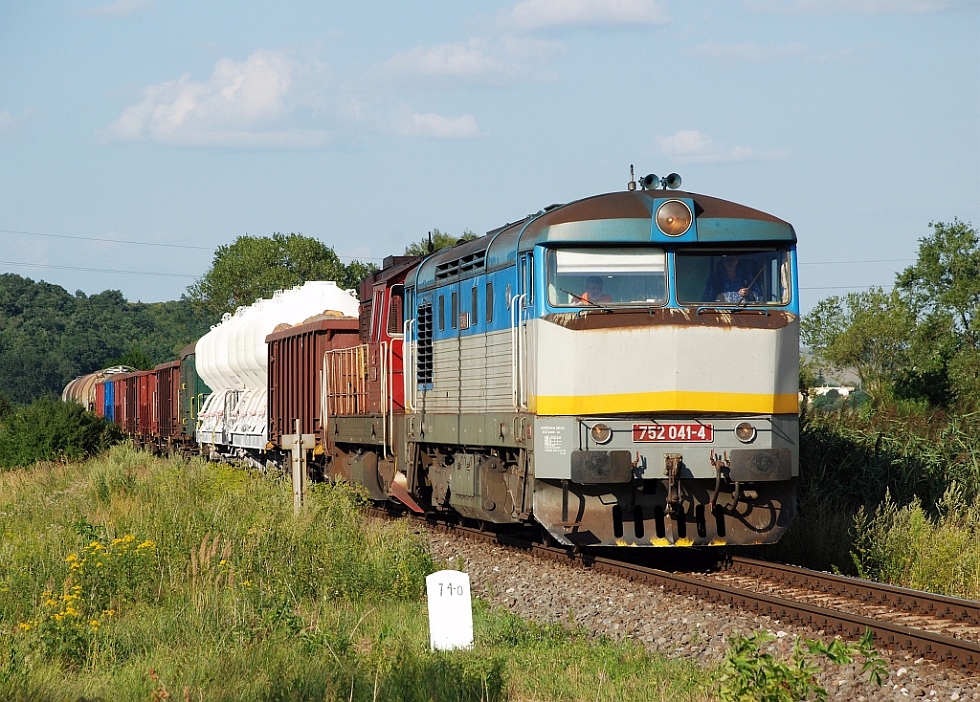 752 041-4
