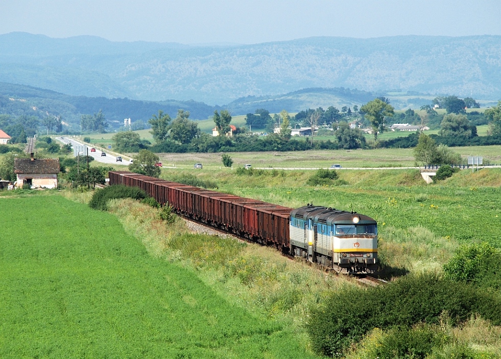 752 020-8