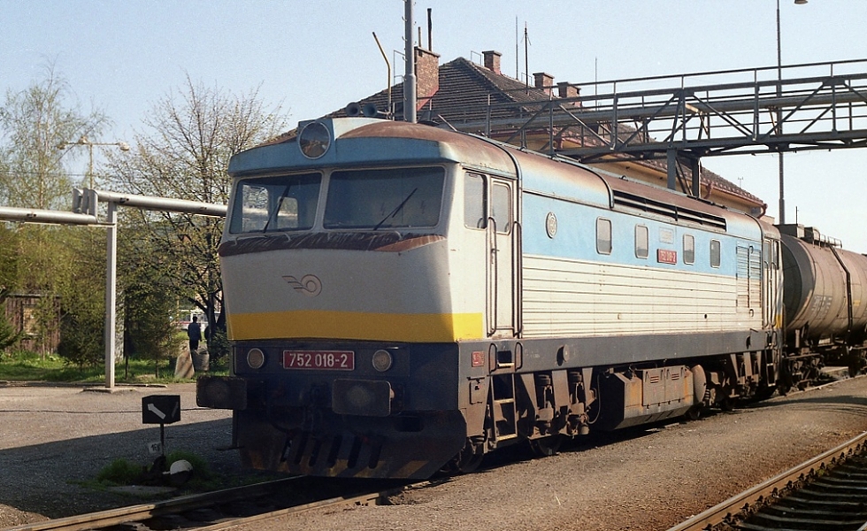 752 018-2