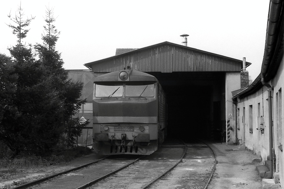 752 056-2