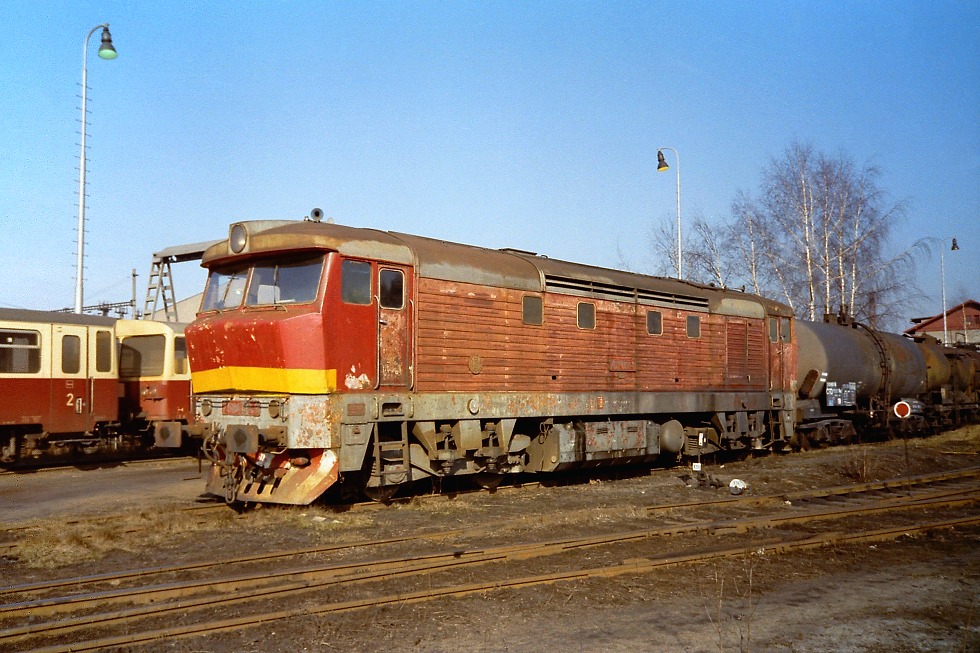 752 058-8