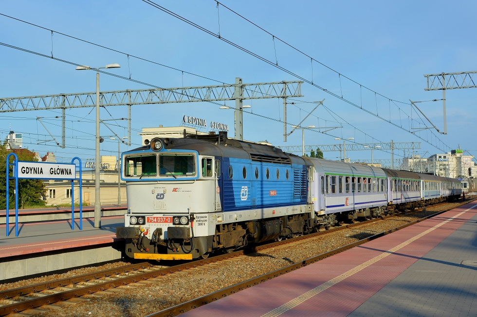 754 037-0