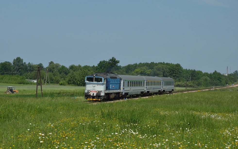 754 037-0