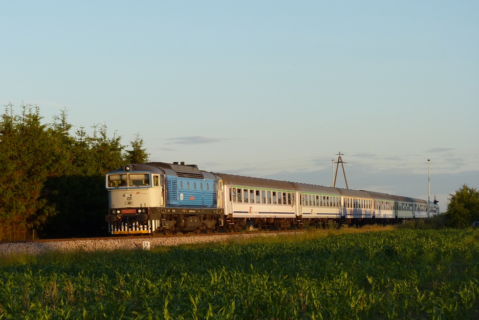 754 025-5