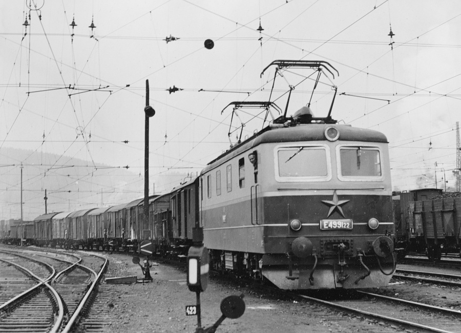 E499.122