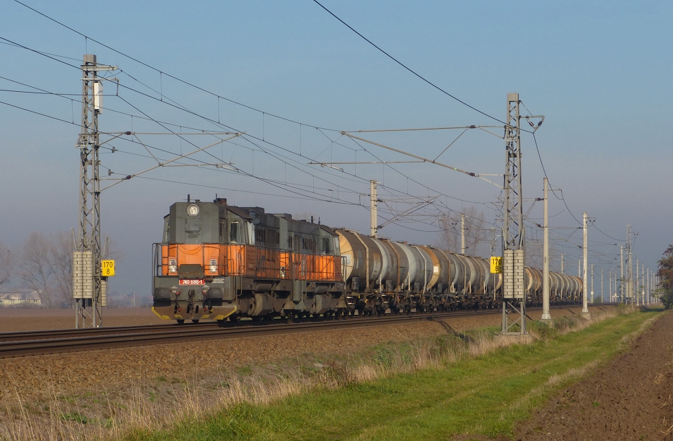 740 686-1