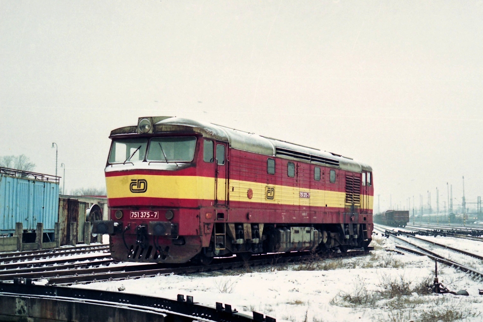 751 375-7