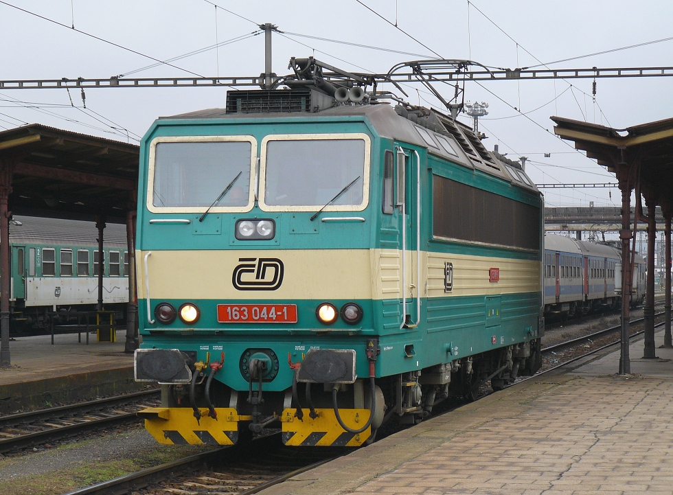 163 044-1