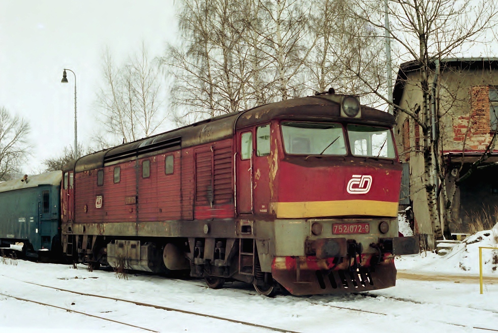 752 072-9