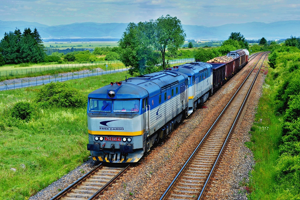 752 041-4
