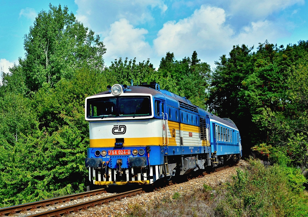 754 024-8