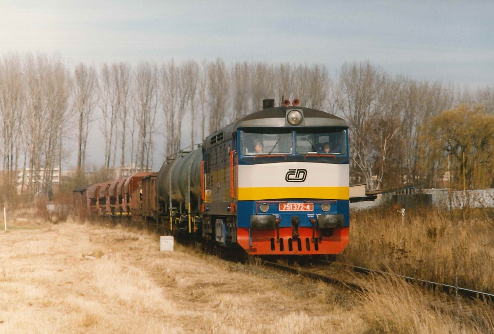 751 372-4