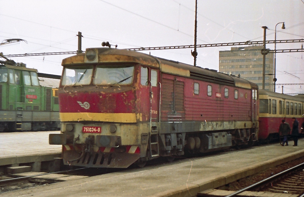 751 034-0
