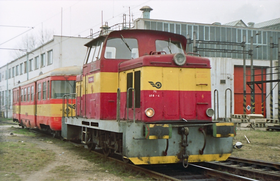 710 008-4