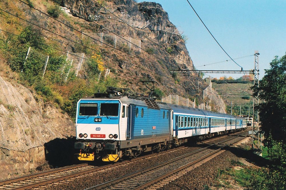 162 046-7