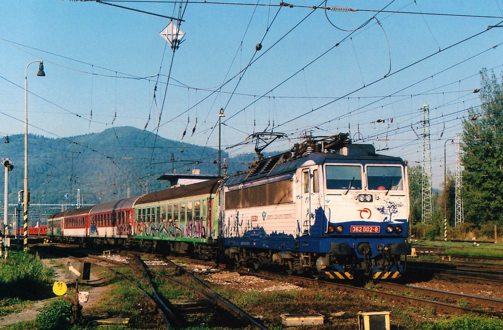 362 002-8