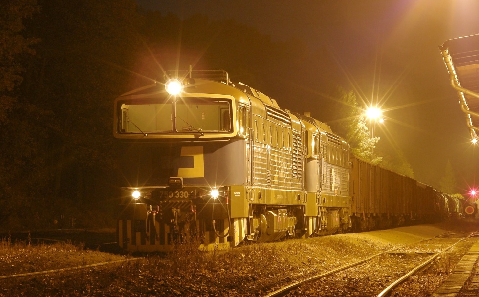 750 330-3