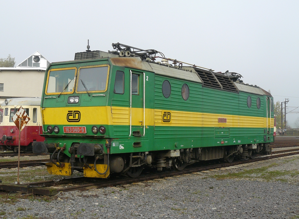 163 040-9