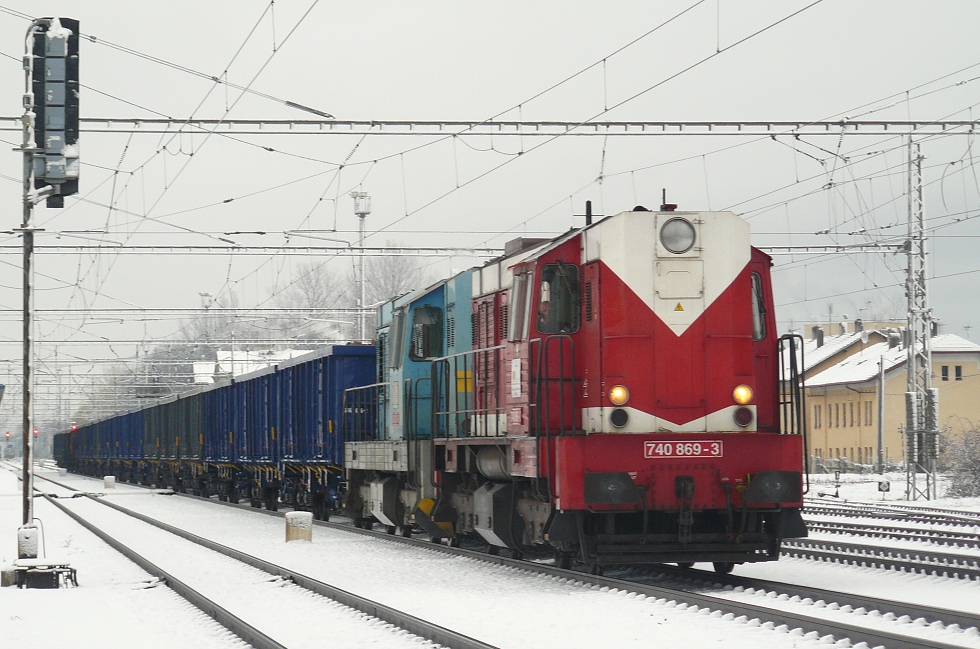 740 869-3