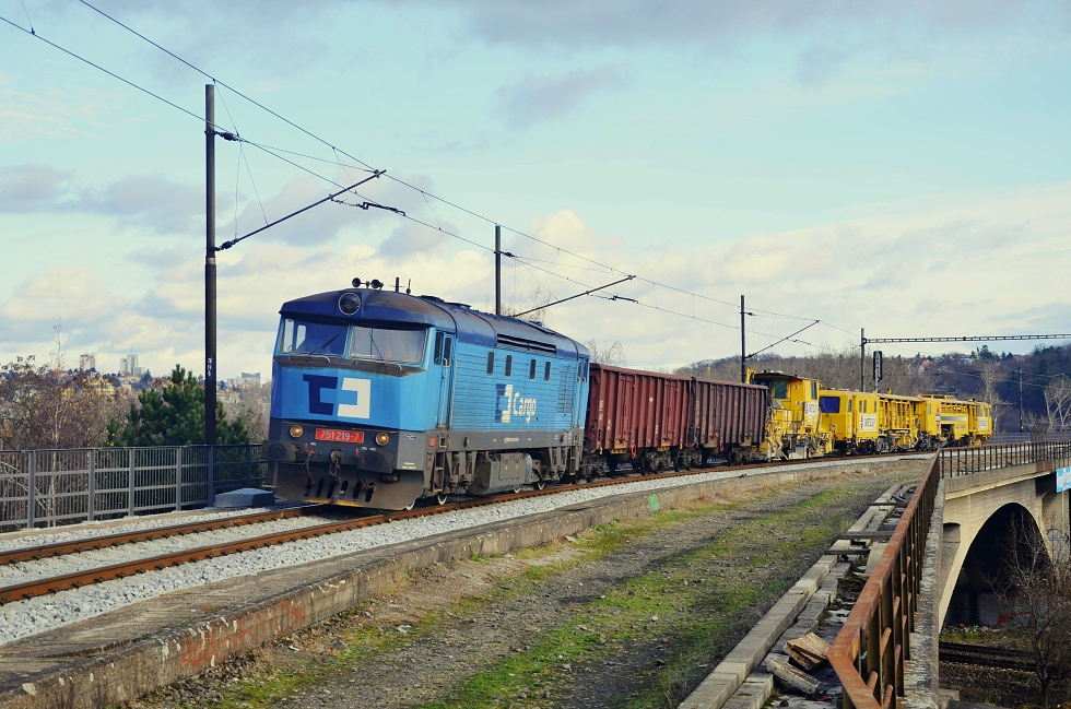 751 219-7