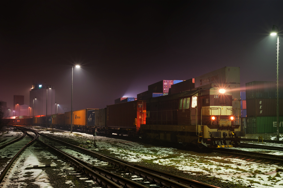 742 212-4
