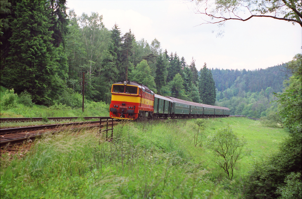 754 031-3