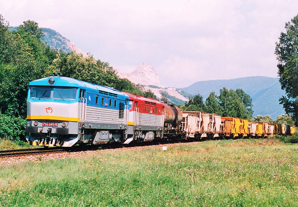 752 045-5