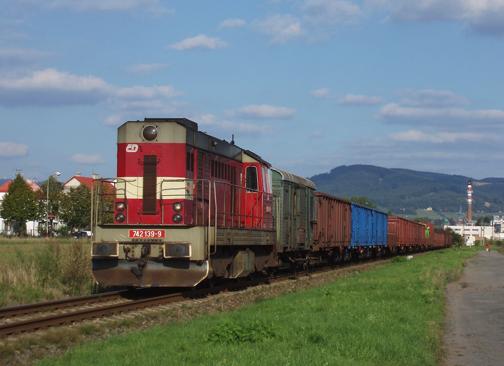 742 139-9