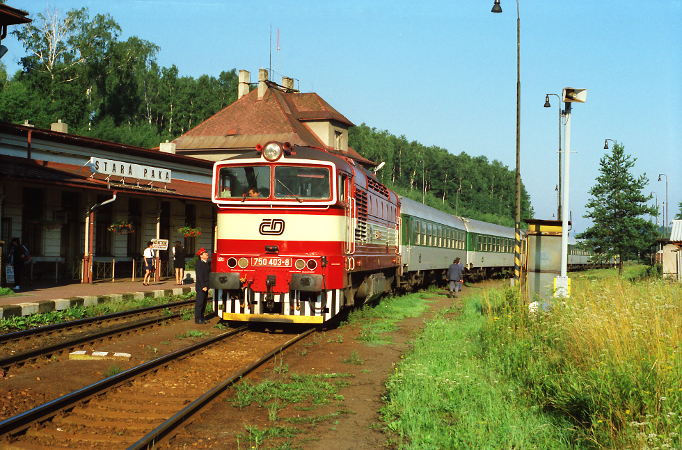 750 403-8