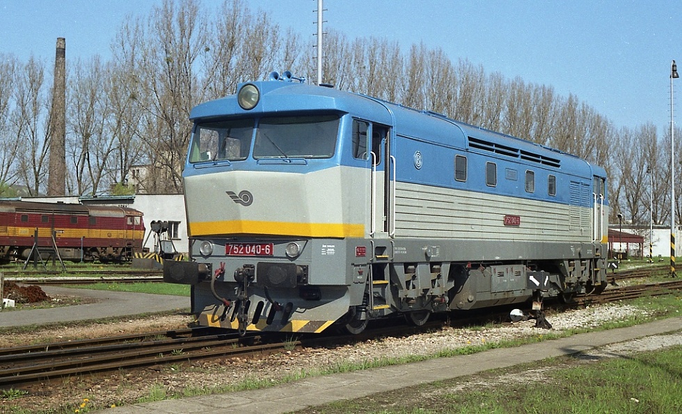 752 040-6