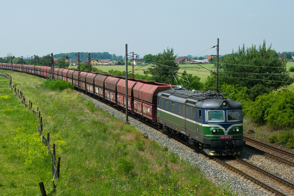 182 053-9