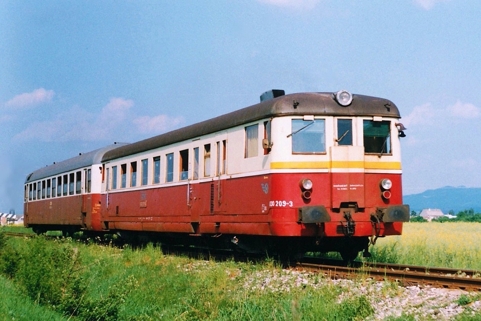 830 209-3