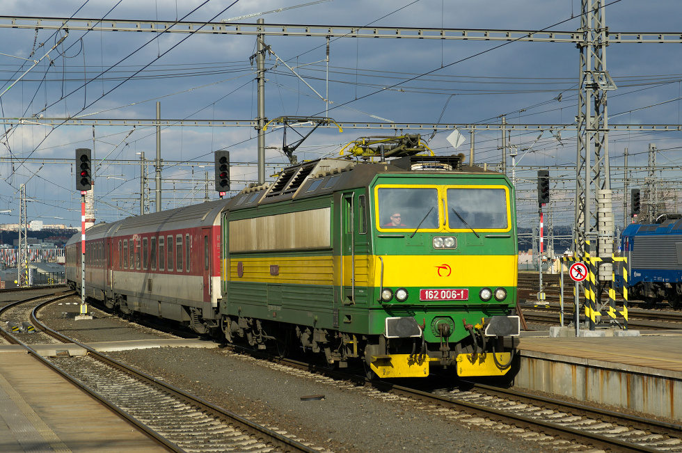 162 006-1