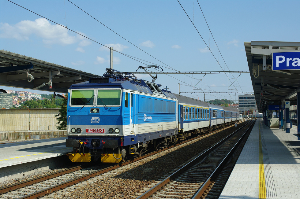 162 053-3