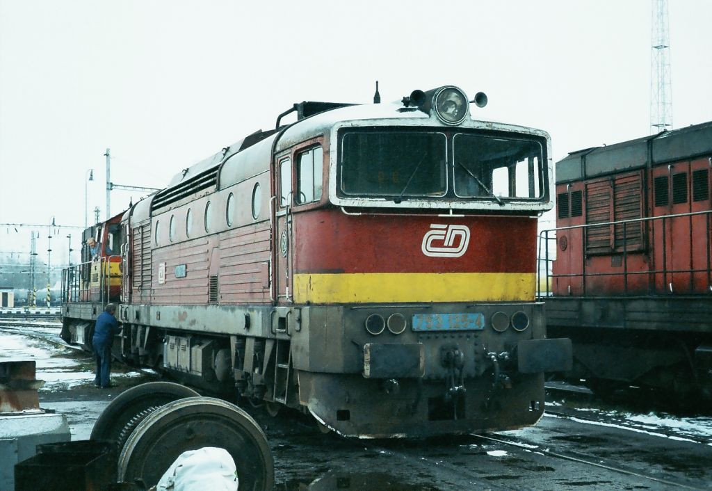 753 125-4