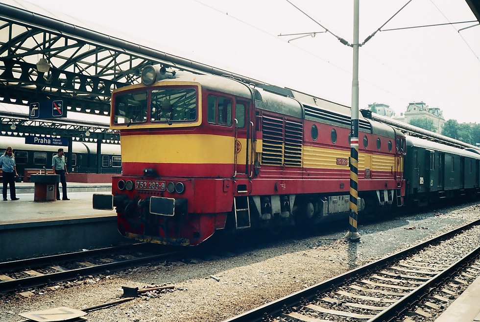 753 383-9