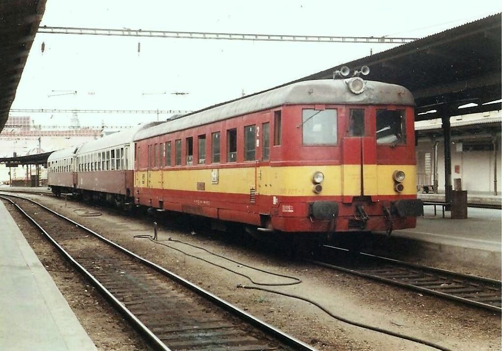 830 207-7