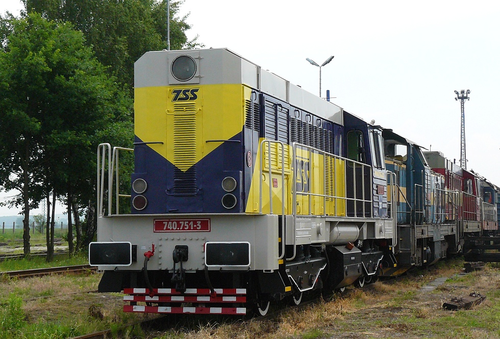 740 751-3