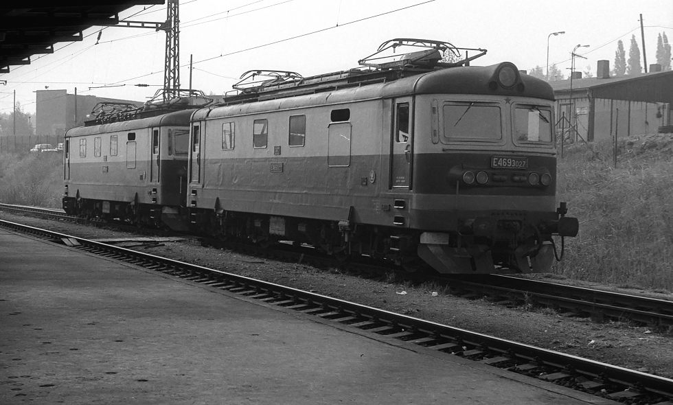 E469.3027
