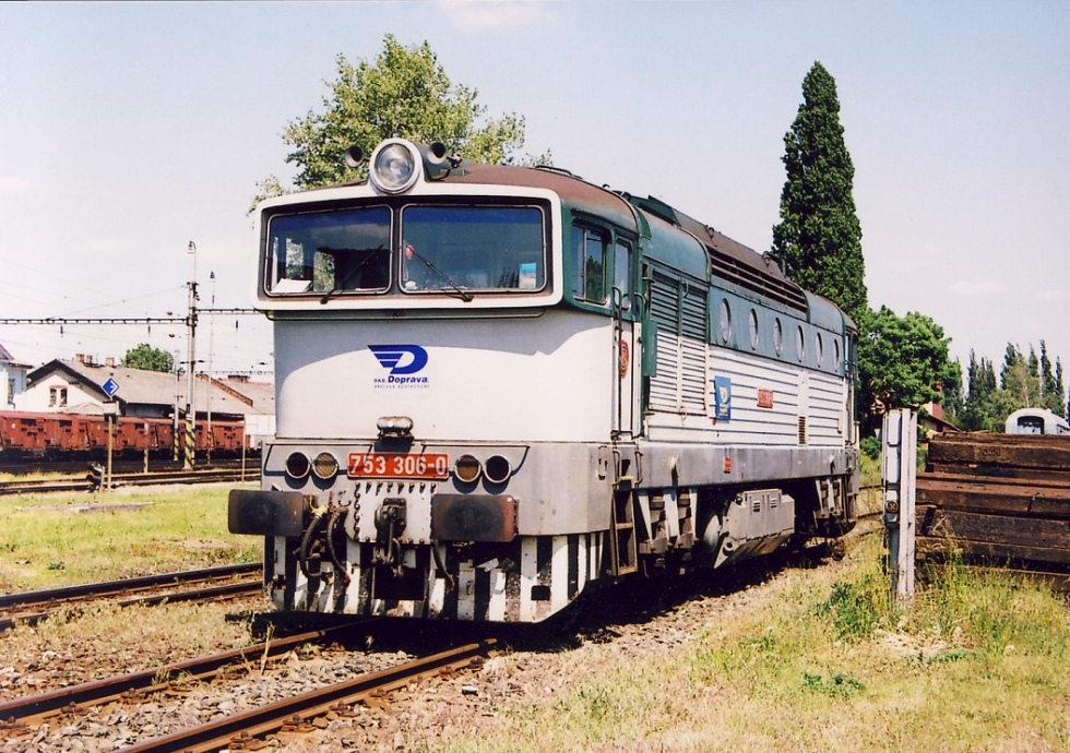 753 306-0