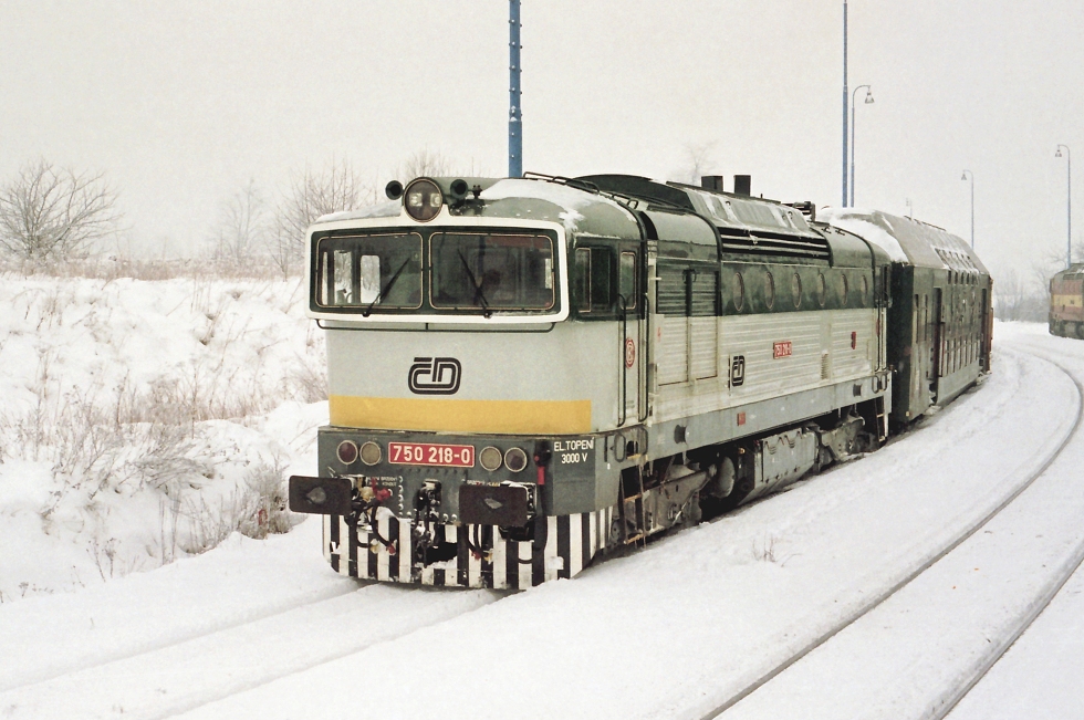 750 218-0