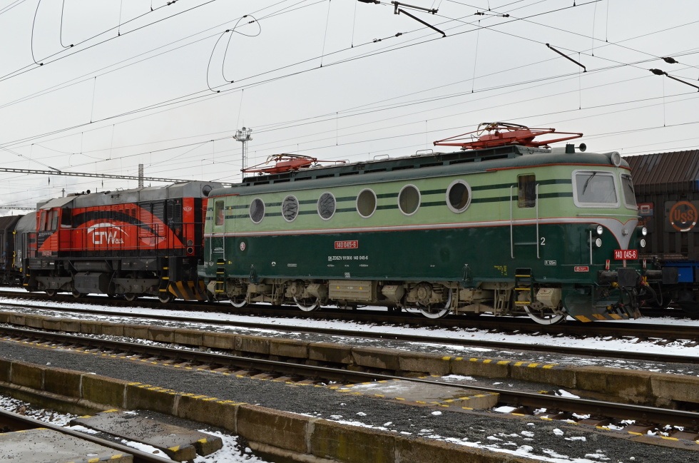 140 045-6