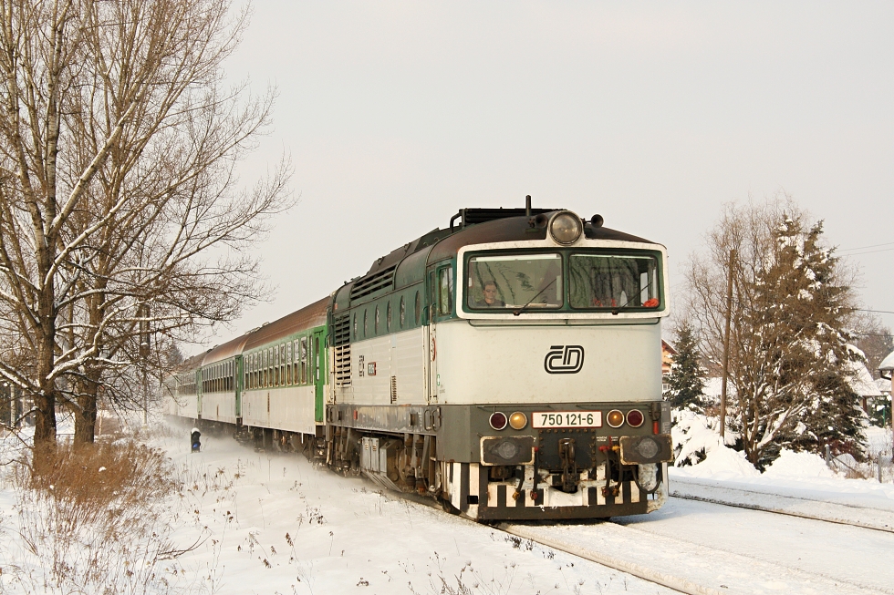 750 121-6
