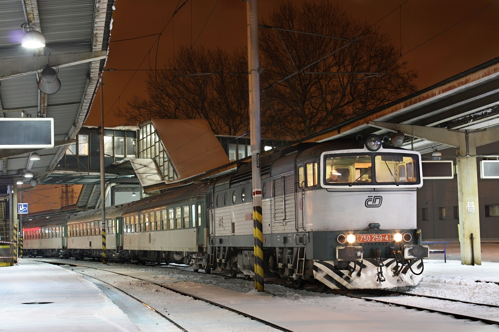 750 259-4