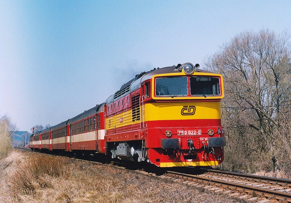 750 022-6