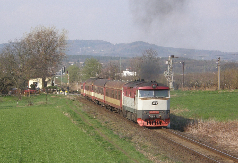 749 146-7