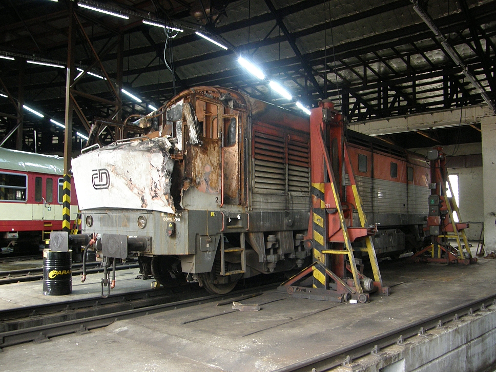 749 170-7