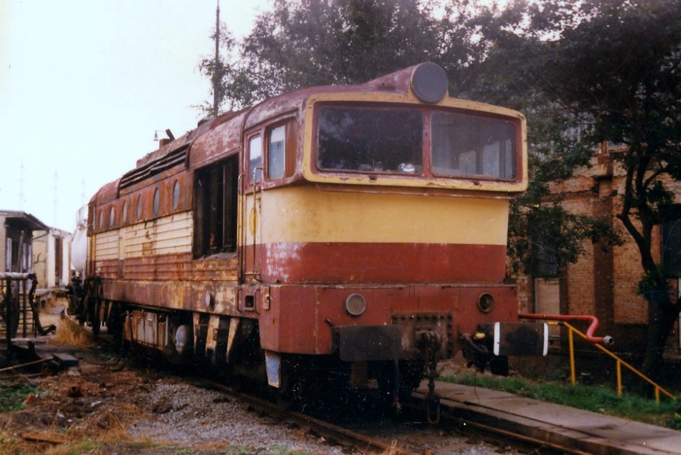 753 051-2